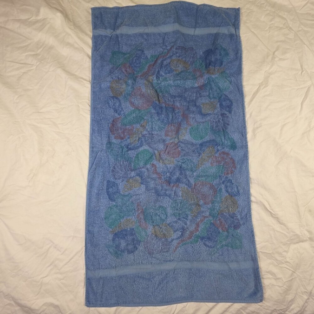 Vintage Cannon Floral Print Cotton Bath Towel Blue Soft Absorbent Made In USA